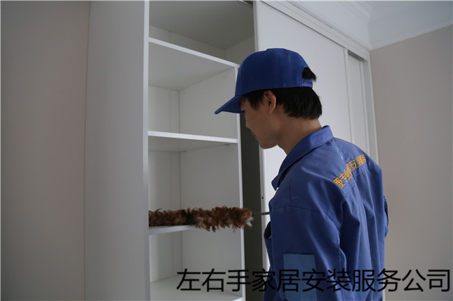 衣柜保養(yǎng)怎么做？這樣清潔衣柜才對！