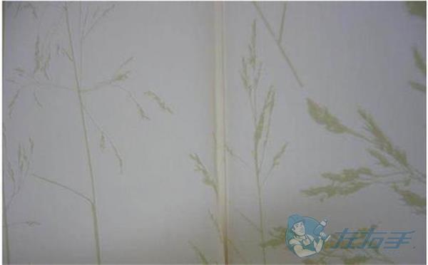 壁紙翹邊的原因是什么？壁紙開(kāi)膠處理方法