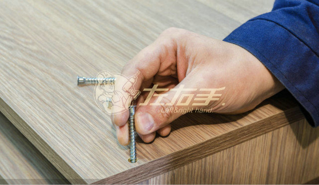 平開門的衣柜門安裝方法該怎么做？