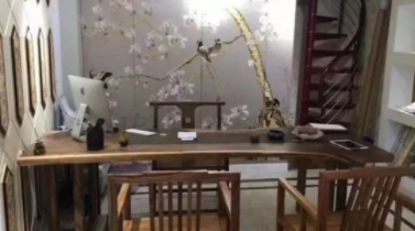 青島最新室內(nèi)裝修：室內(nèi)裝修設(shè)計(jì)用胡桃木做家具軟裝，是否可做成現(xiàn)代風(fēng)新中式風(fēng)格