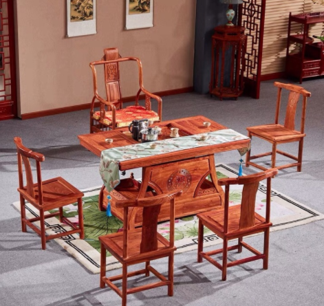 紅木家具，應(yīng)該怎么搭配擺設(shè)?